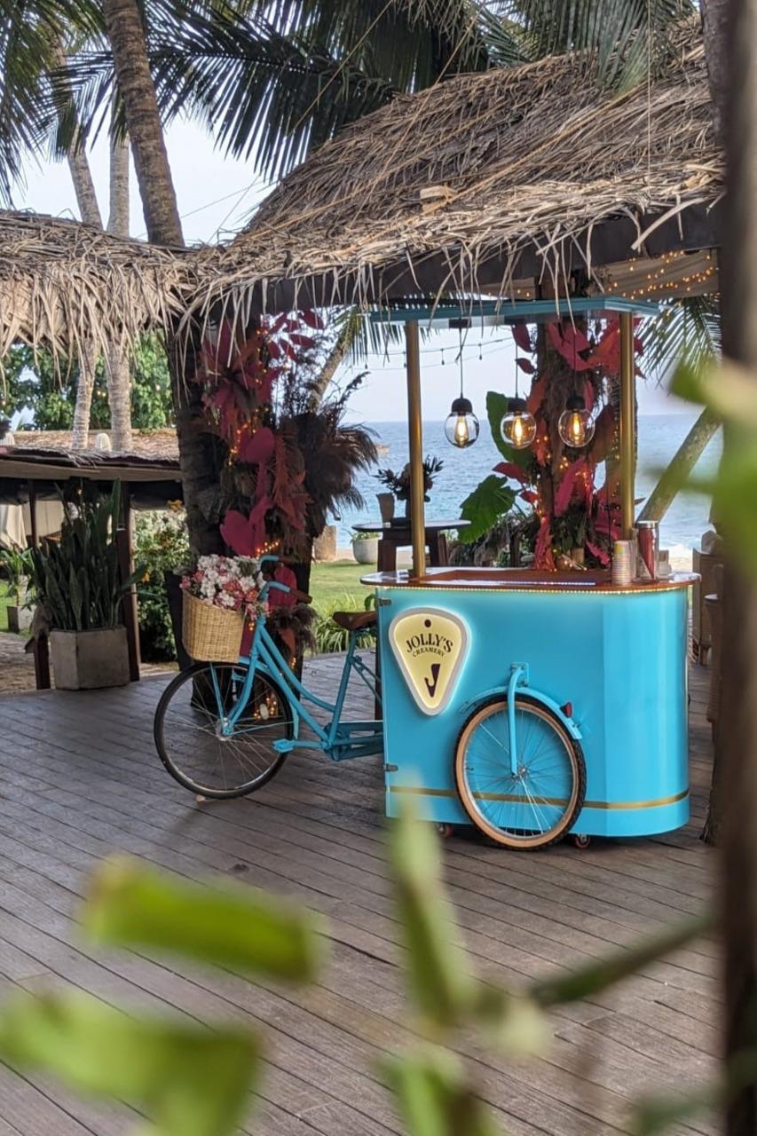 Bubblegum Blue cart on a beachfront deck